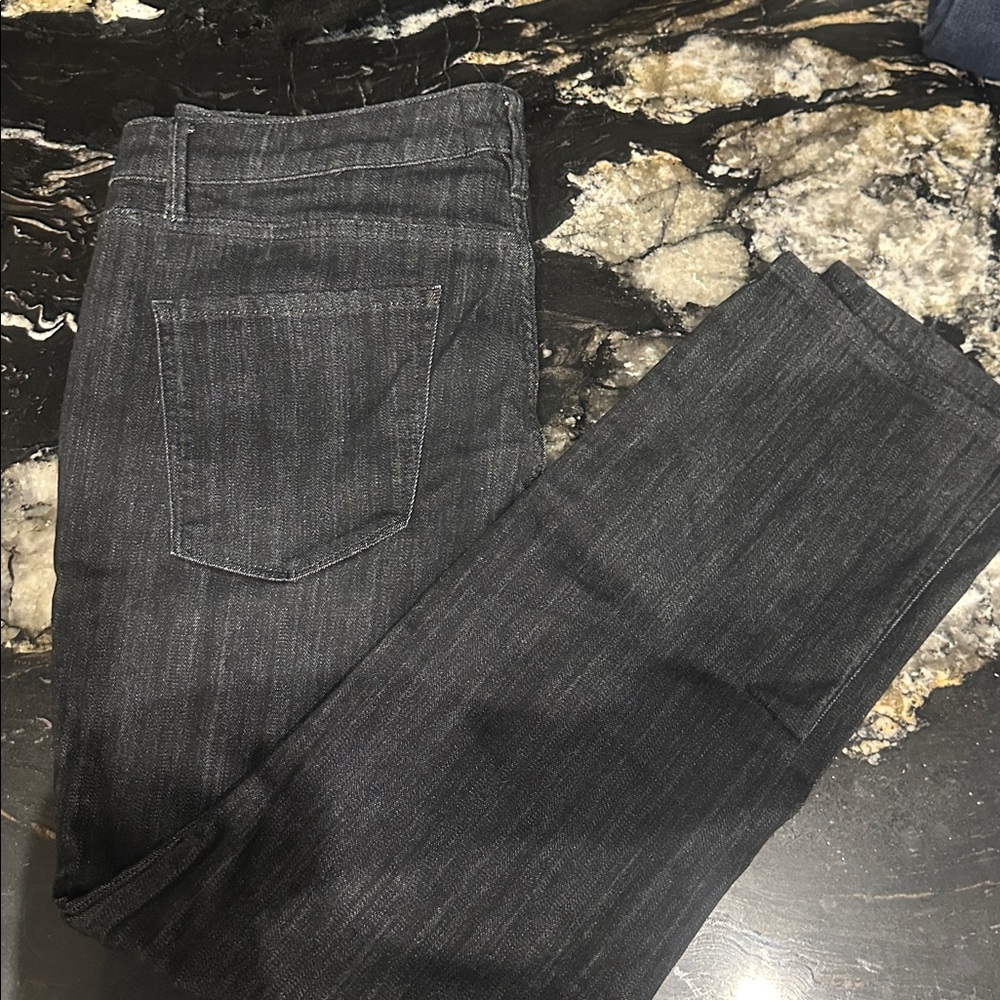 High Rise Novelty Button Slim Ankle
Jeans
